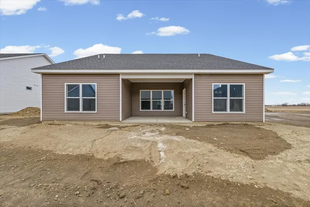 $399,900 | 3902 Bay Circle, Champaign, IL 61822