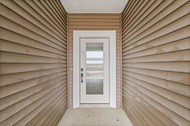 $399,900 | 3902 Bay Circle, Champaign, IL 61822