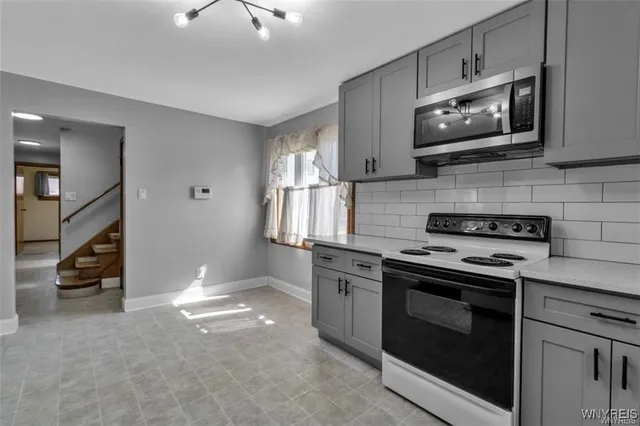 $2,100 | 2665 Harlem Road, Cheektowaga, NY 14225