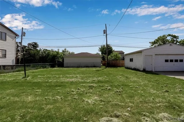 $2,100 | 2665 Harlem Road, Cheektowaga, NY 14225