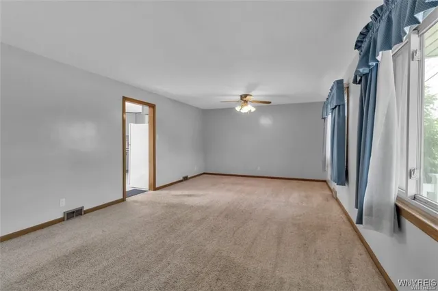 $2,100 | 2665 Harlem Road, Cheektowaga, NY 14225