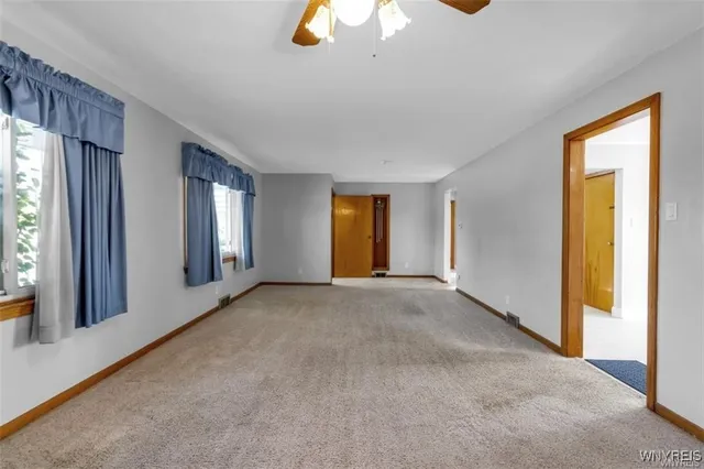 $2,100 | 2665 Harlem Road, Cheektowaga, NY 14225