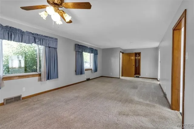 $2,100 | 2665 Harlem Road, Cheektowaga, NY 14225