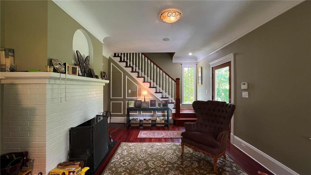64 Ransom Avenue Sea Cliff, NY 11579 - Photo 9 of 35