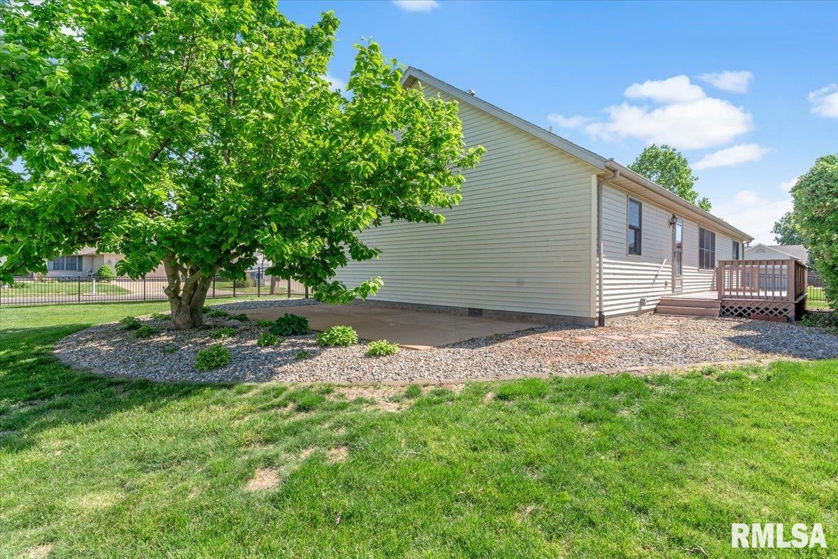 3700 Bergamot Drive Springfield, IL 62712 - Photo 35 of 38