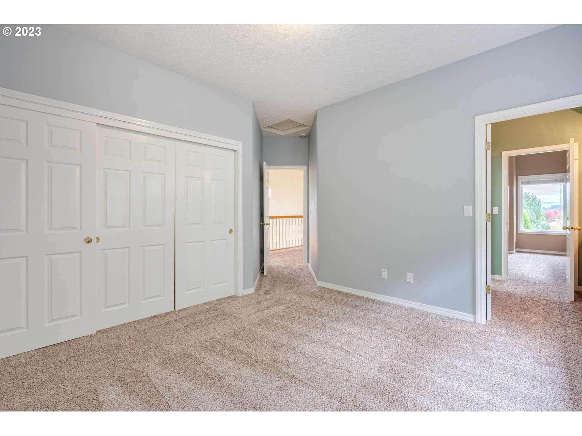 2842 Southeast Morlan Place Gresham, OR 97080 - Photo 25 of 46 a view of an empty room