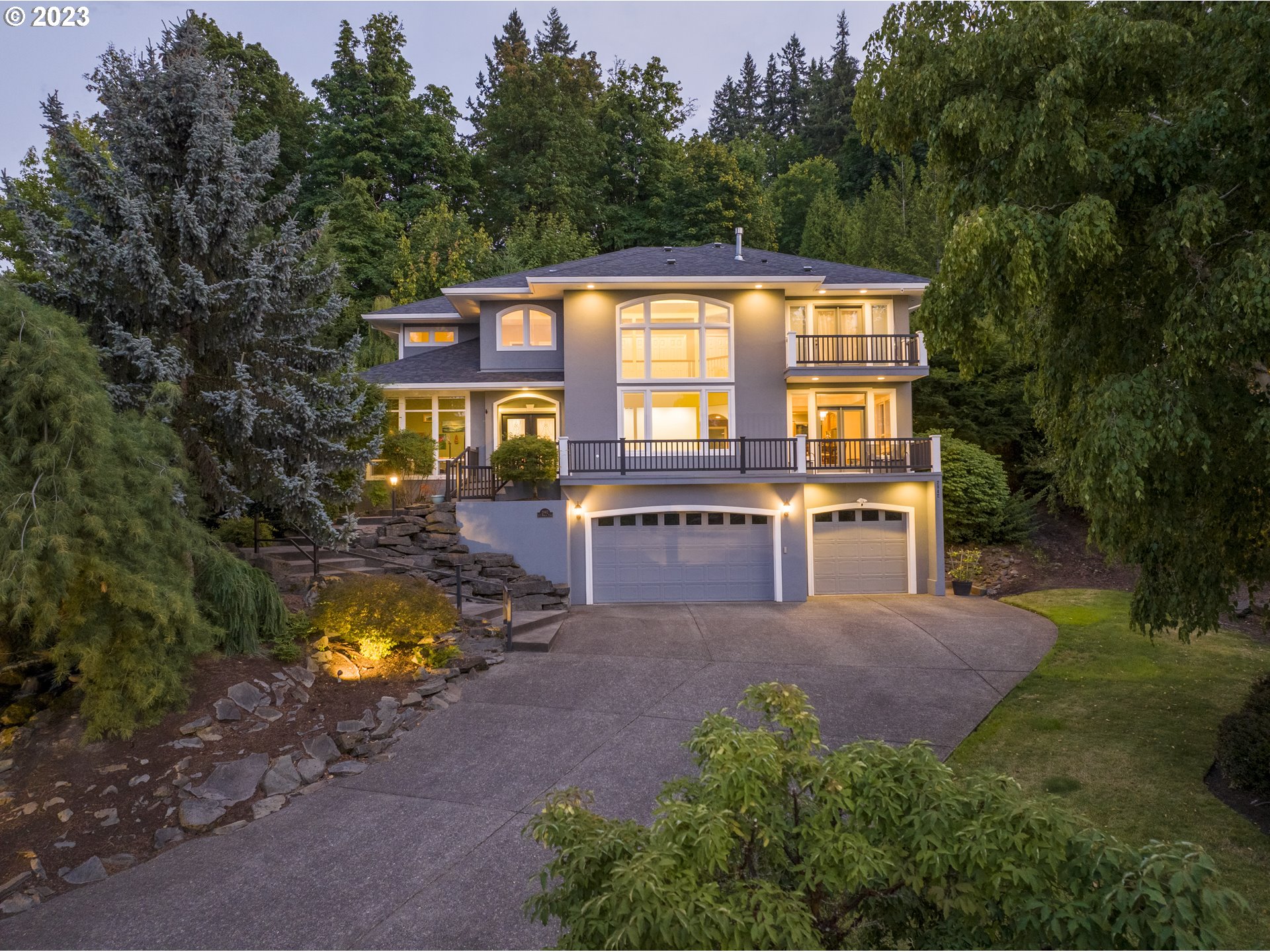 2842 Southeast Morlan Place Gresham, OR 97080 - Photo 3 of 46 a view of a house with swimming pool and sitting area