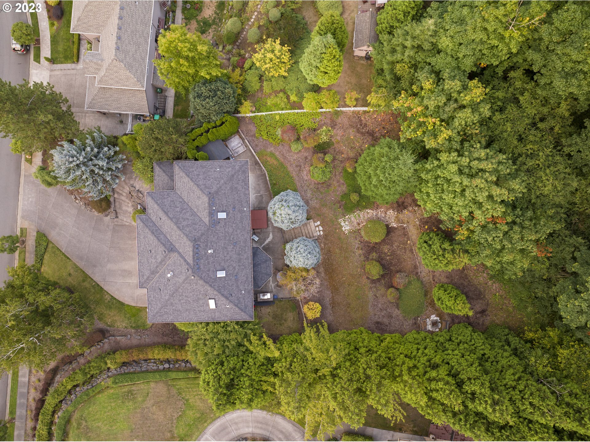 2842 Southeast Morlan Place Gresham, OR 97080 - Photo 4 of 46 an aerial view of a house having outdoor space