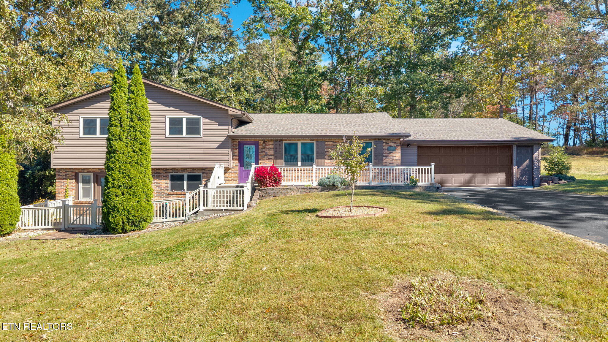 947 Lawnville Road Kingston, TN 37763 - Photo 1 of 43 27-web-or-mls-DJI_20251013115000_0155_D