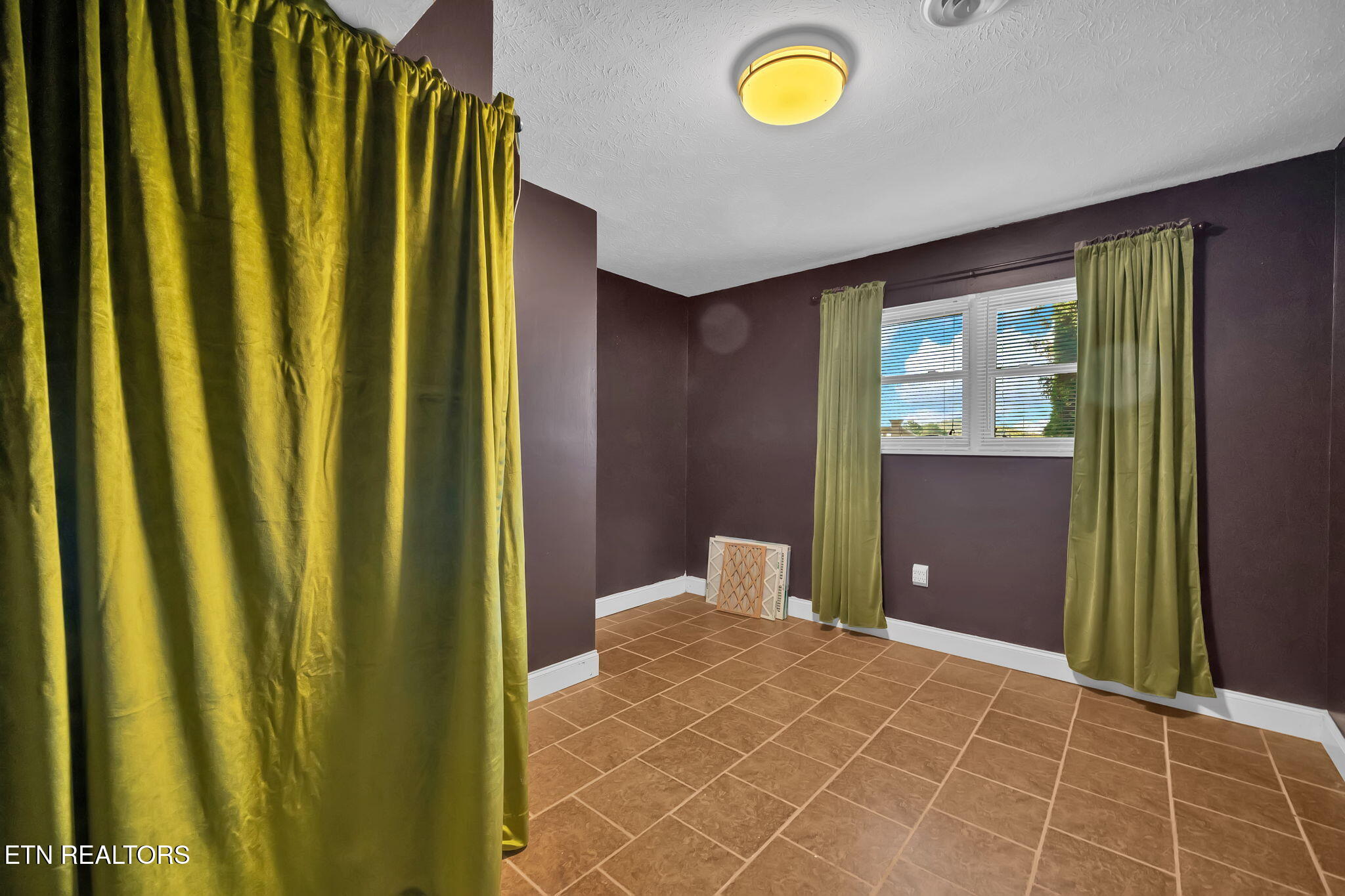 947 Lawnville Road Kingston, TN 37763 - Photo 21 of 43 7-web-or-mls-DSC07217