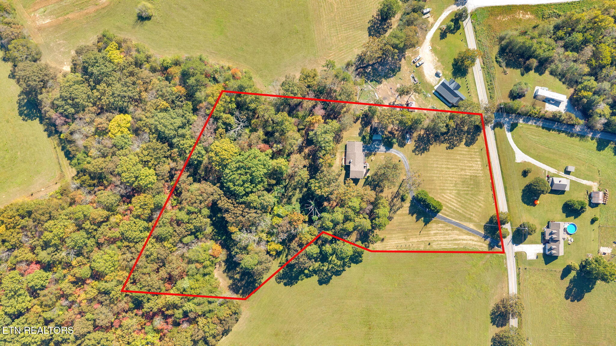 947 Lawnville Road Kingston, TN 37763 - Photo 34 of 43 44-web-or-mls-DJI_20251013114807_0140_D