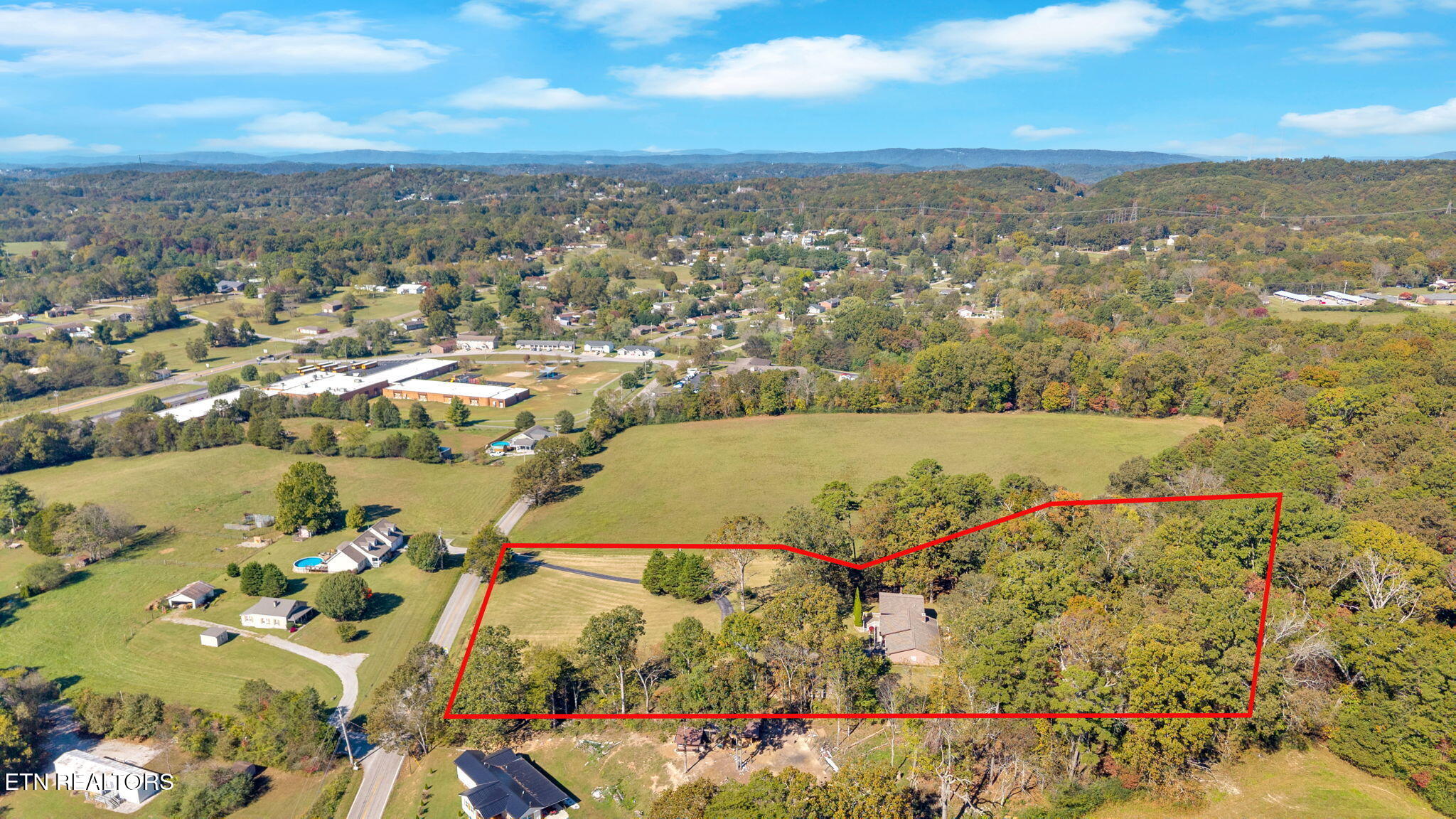 947 Lawnville Road Kingston, TN 37763 - Photo 38 of 43 45-web-or-mls-DJI_20251013114717_0134_D