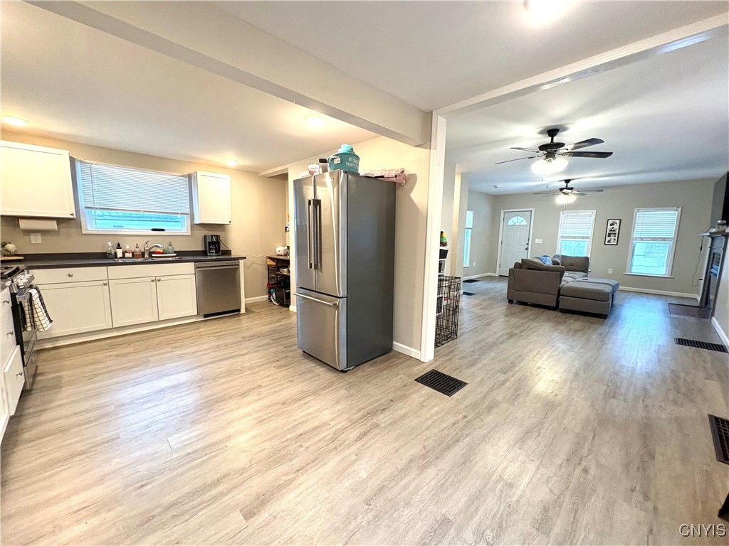 48 Augustus Street Auburn, NY 13021 - Photo 11 of 27