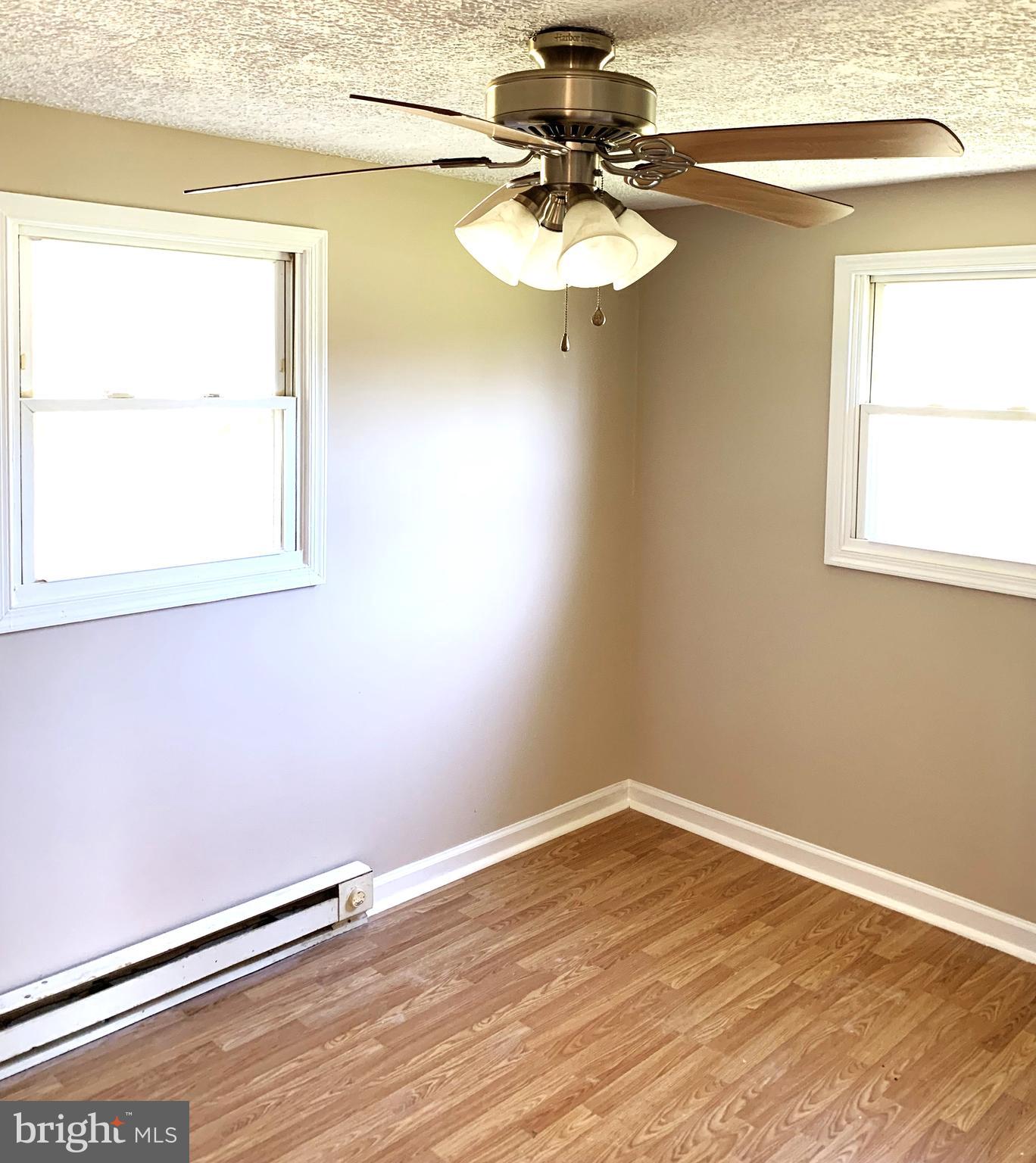 90 Charles Way Colonial Beach, VA 22443 - Photo 6 of 8