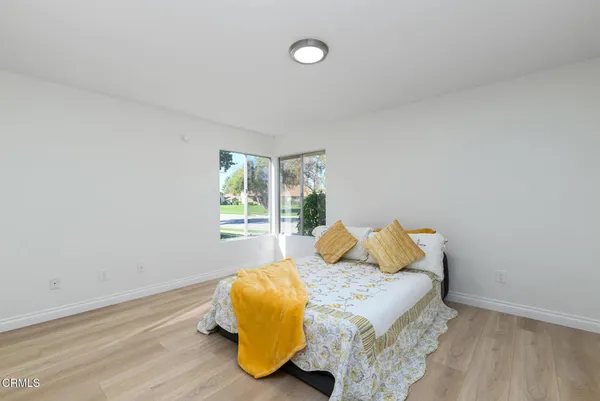 $559,900 | 24121 Village 24, Camarillo, CA 93012