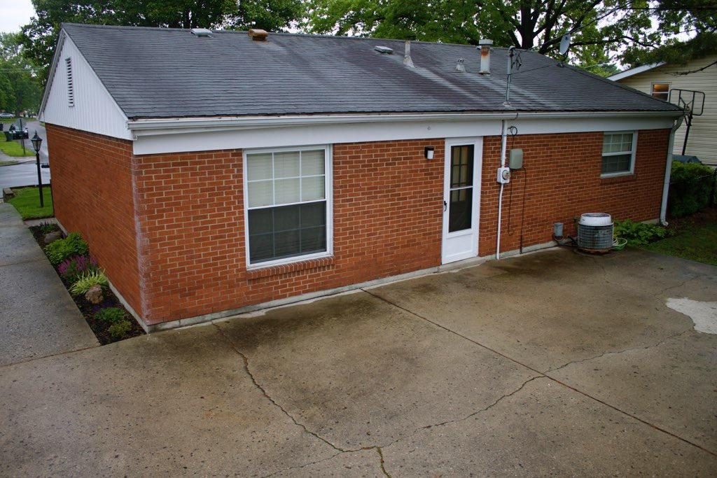 1586 South James Road Columbus, OH 43227 - Photo 18 of 31