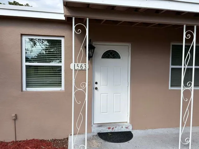 $2,500 | 1563 Northeast 51st Street, Pompano Beach, FL 33064
