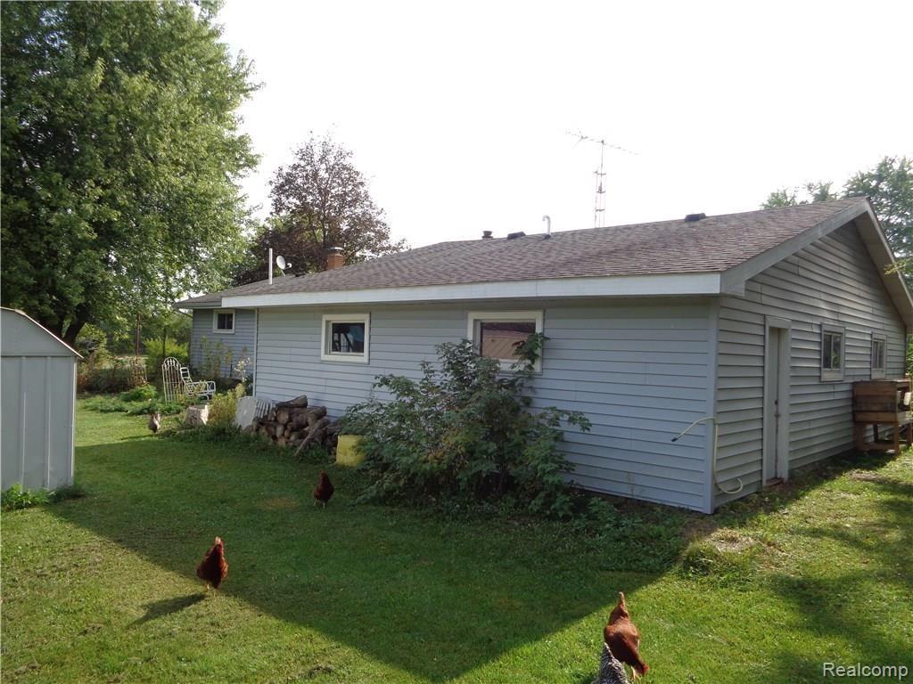 4981 Old State Road North Branch, MI 48461 - Photo 3 of 34 DSC00214.JPG