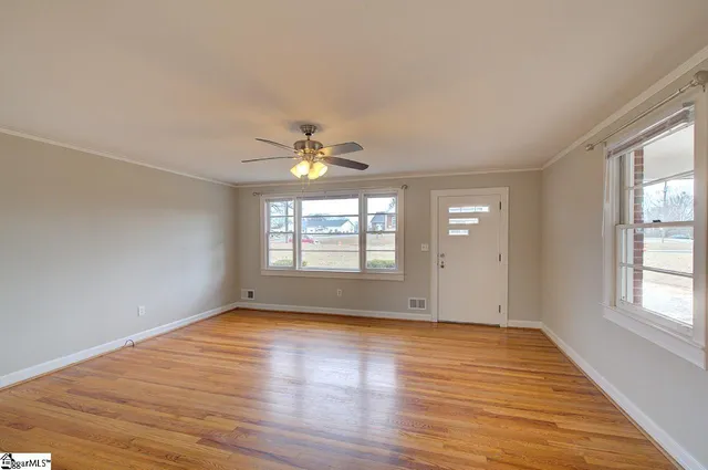 $299,900 | 7998 Moorefield Memorial Highway, Liberty, SC 29657