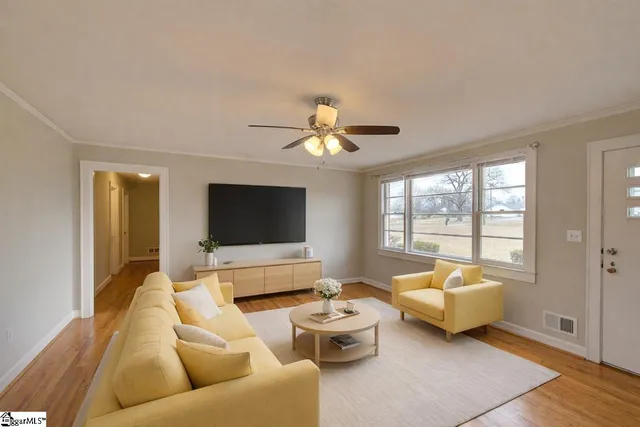 $299,900 | 7998 Moorefield Memorial Highway, Liberty, SC 29657