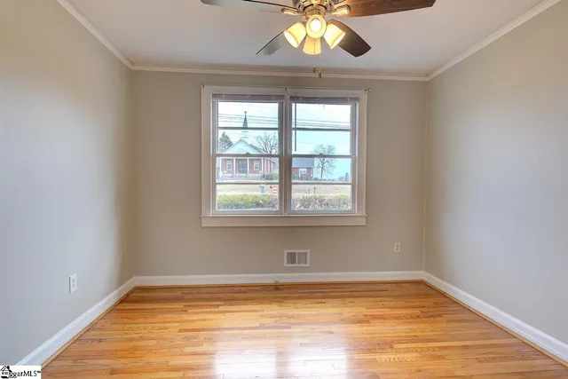 $299,900 | 7998 Moorefield Memorial Highway, Liberty, SC 29657