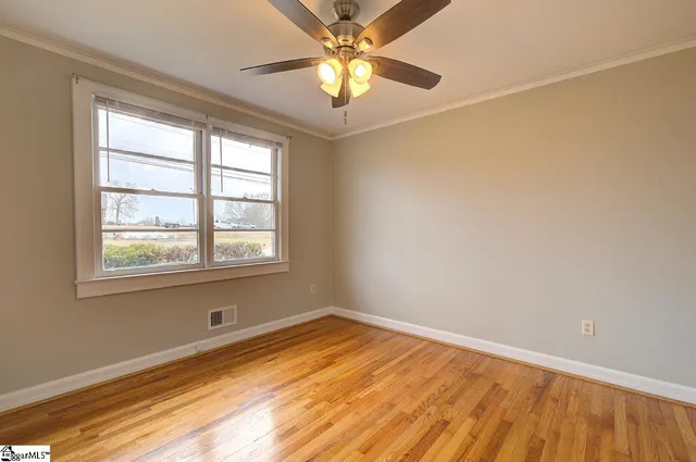 $299,900 | 7998 Moorefield Memorial Highway, Liberty, SC 29657