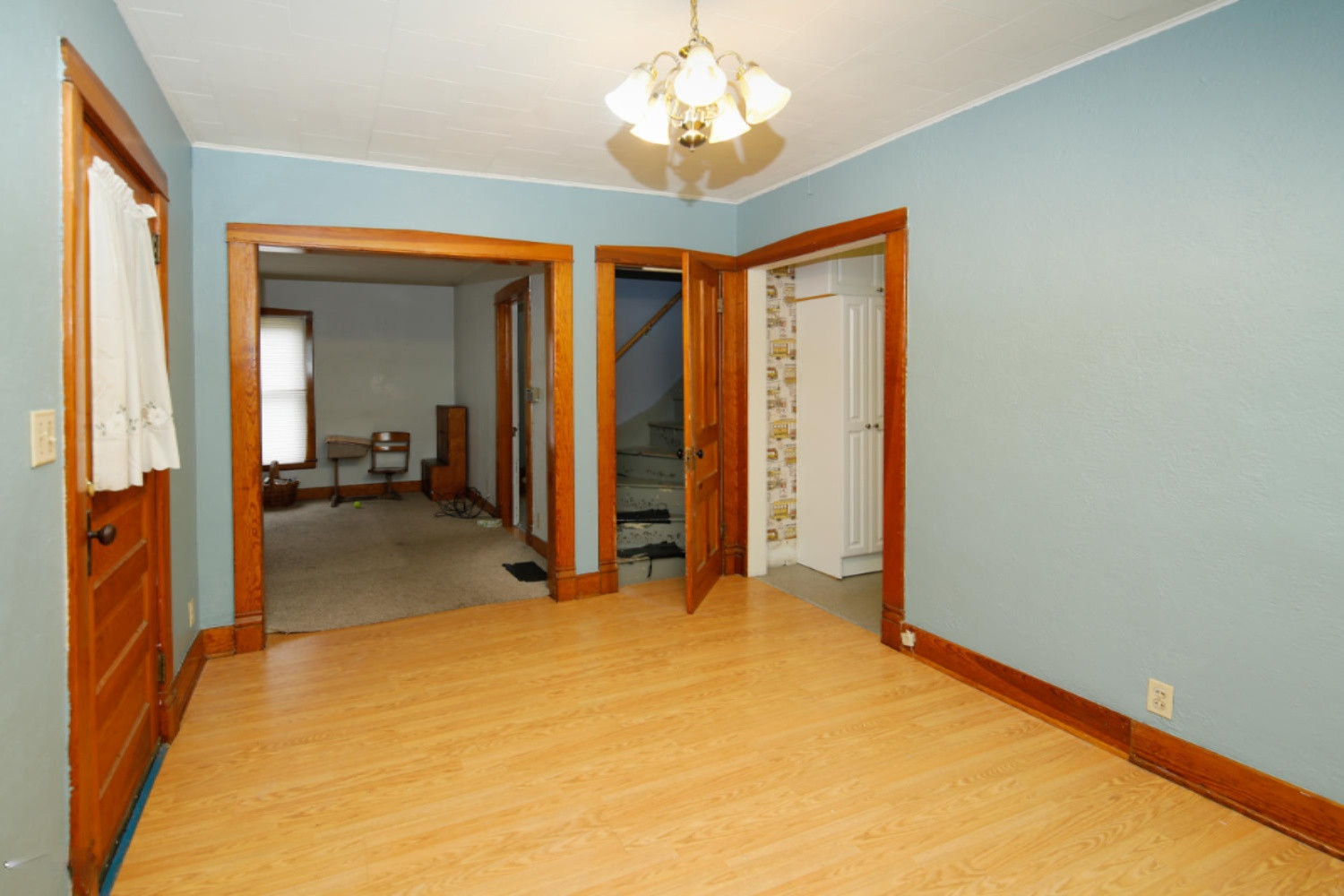 301 Spring Street Three Rivers, MI 49093 - Photo 5 of 19 301 Spring St-105