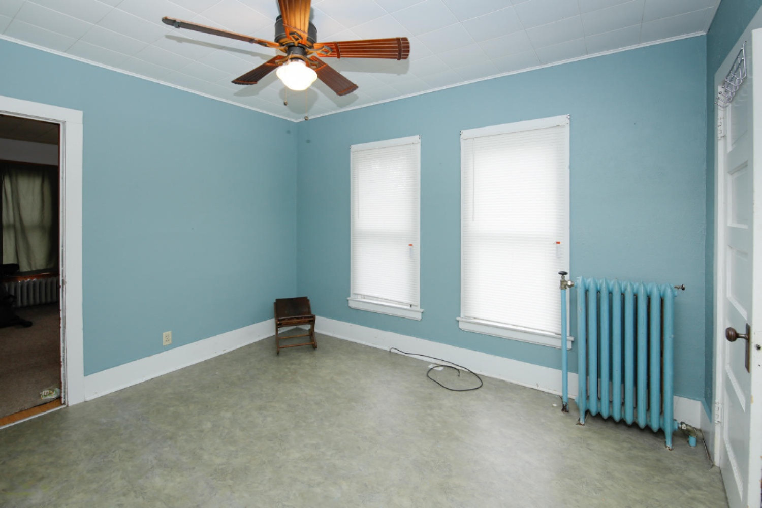 301 Spring Street Three Rivers, MI 49093 - Photo 10 of 19 301 Spring St-110