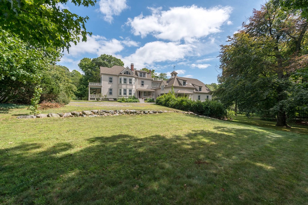 348 Boston Post Road Weston, MA 02493 - Photo 1 of 30