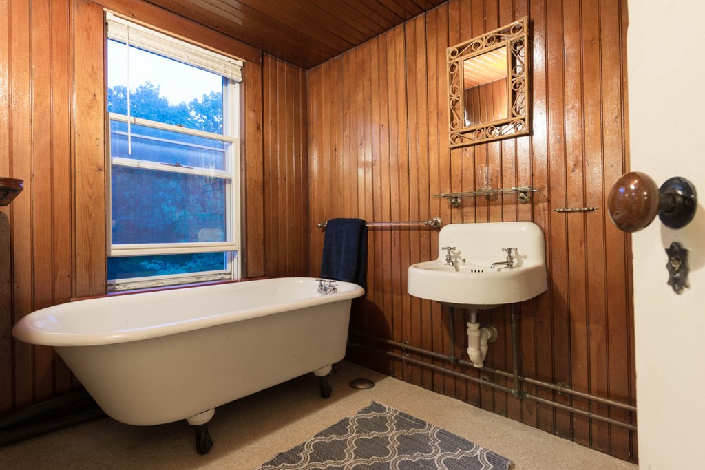 348 Boston Post Road Weston, MA 02493 - Photo 17 of 30