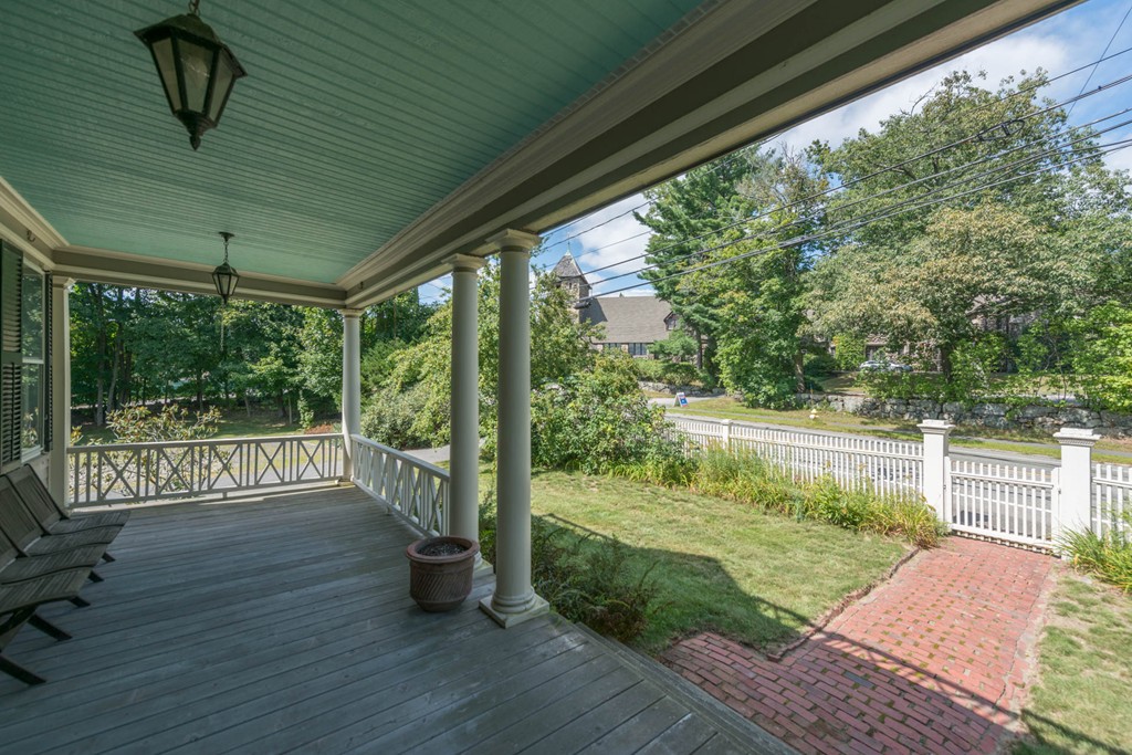 348 Boston Post Road Weston, MA 02493 - Photo 25 of 30
