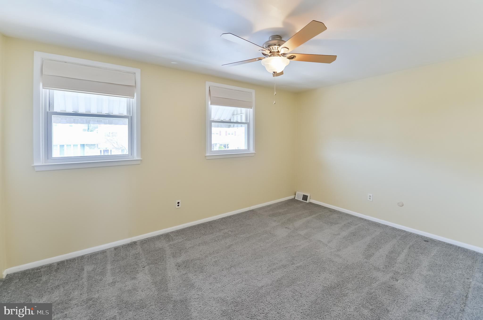 620 Renz Street Philadelphia, PA 19128 - Photo 22 of 32 Front Bedroom