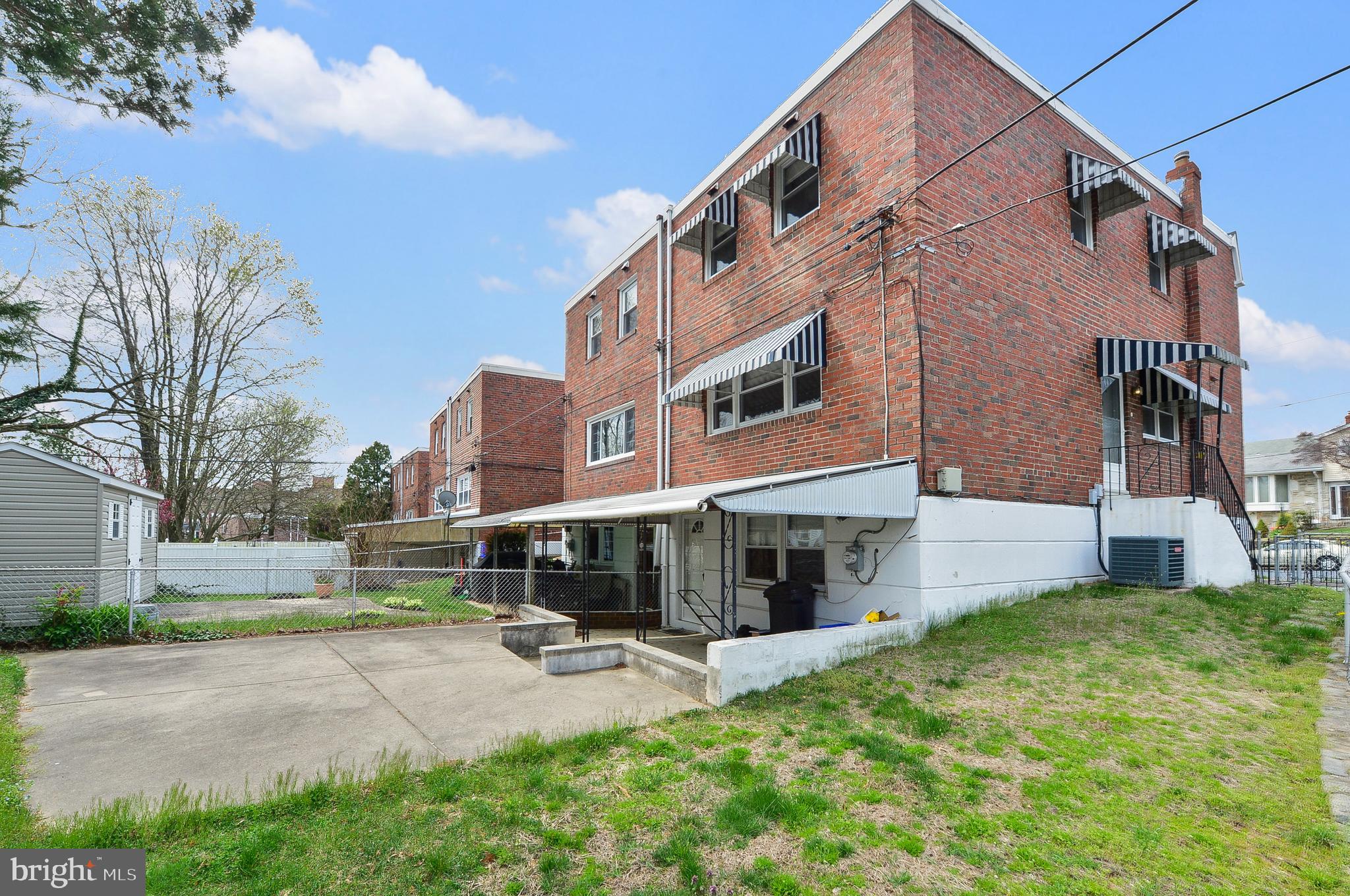 620 Renz Street Philadelphia, PA 19128 - Photo 31 of 32 Backyard and Covered Patio
