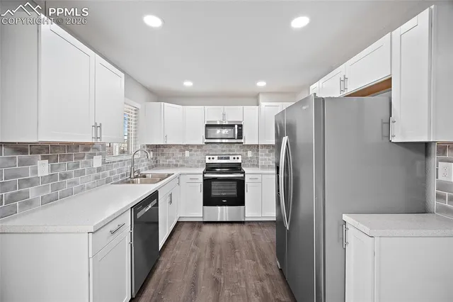 $399,000 | 2123 Fernwood Drive, Colorado Springs, CO 80910