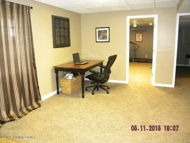 8002 Kellerman Road Louisville, KY 40219 - Photo 24 of 43 Additional space
