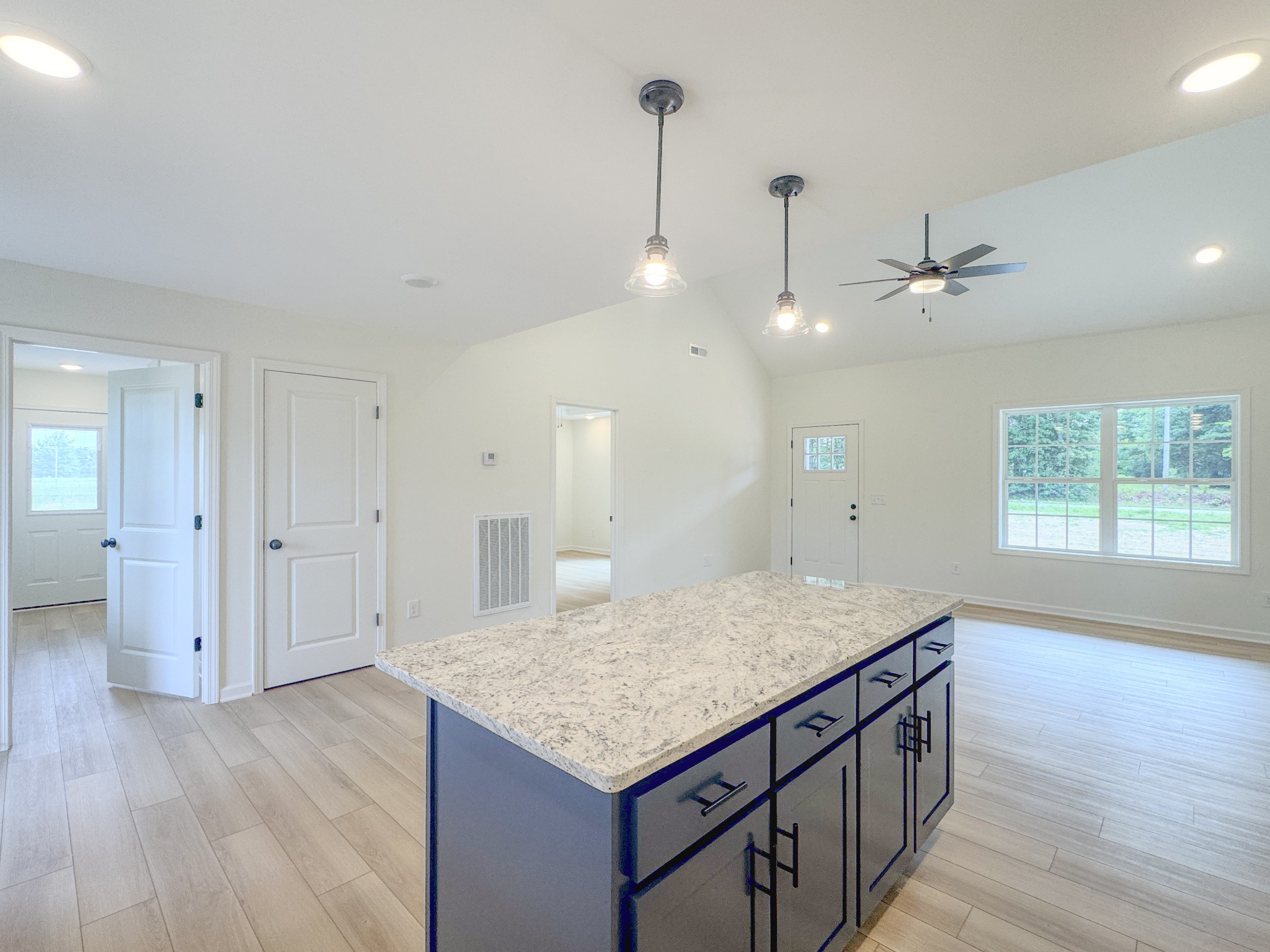 4701 Scottsville Road Lafayette, TN 37083 - Photo 15 of 42