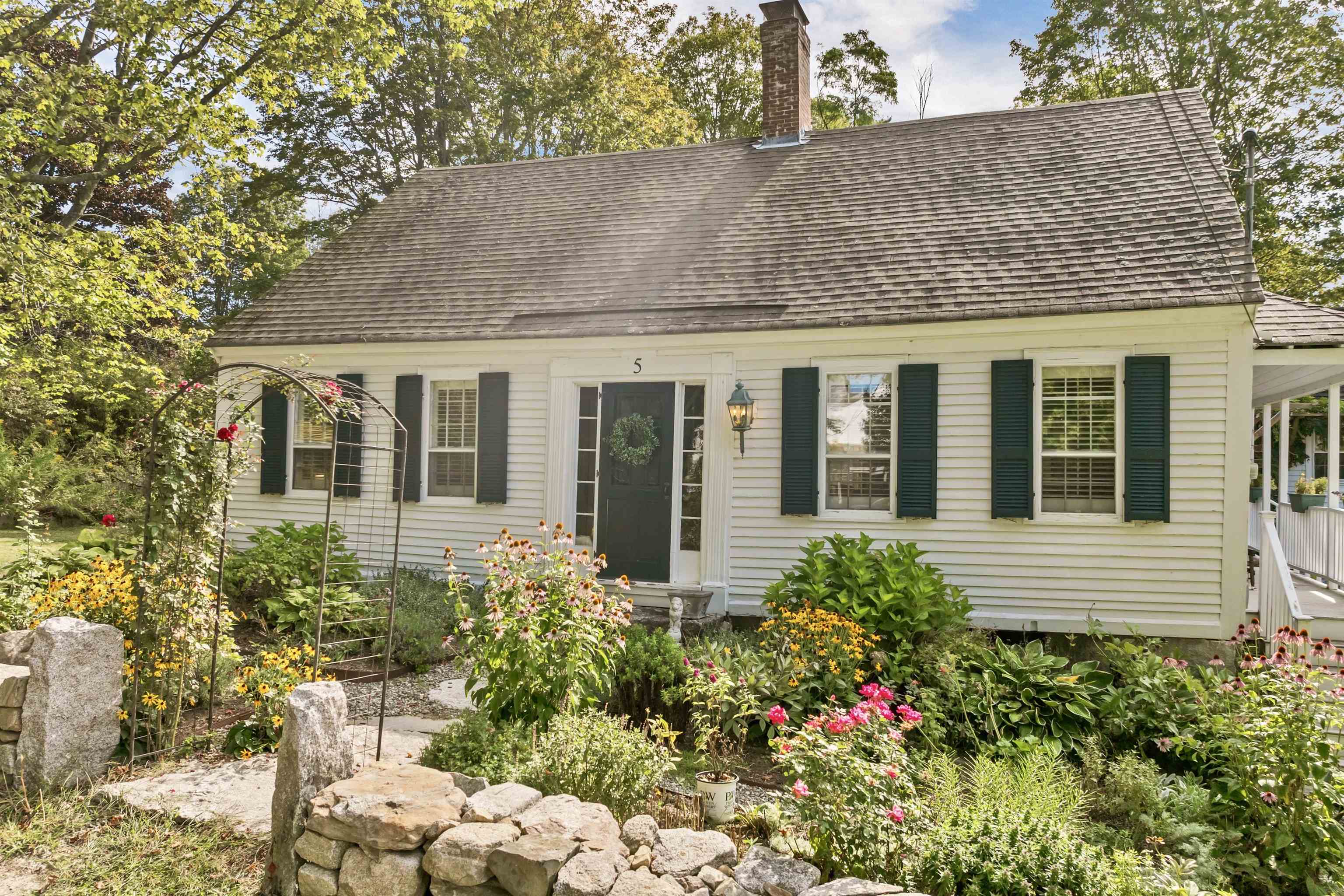 5 Trask Mountain Road Wolfeboro, NH 03894 - Photo 1 of 53