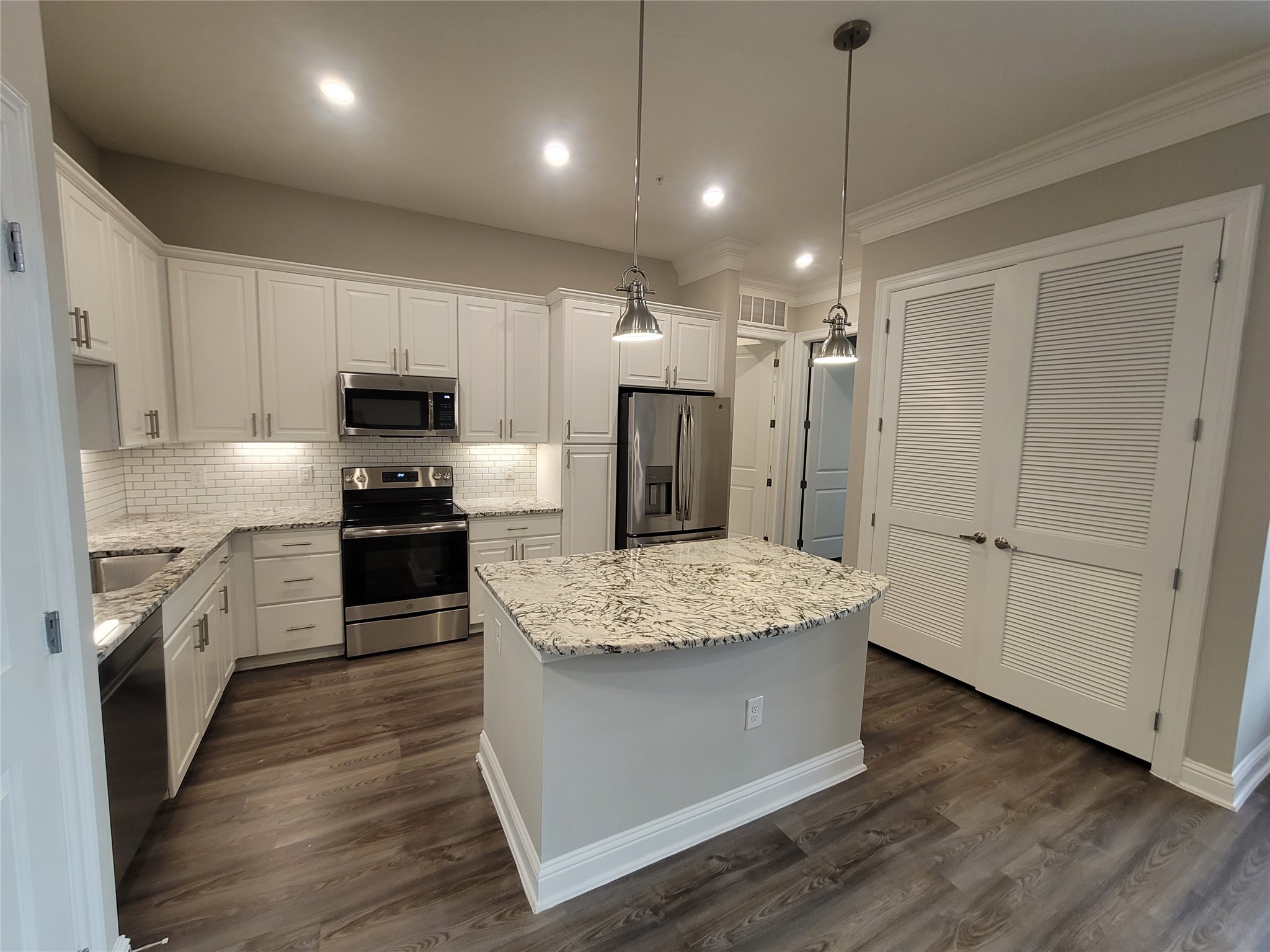 2111 Austin Street, Unit 306 Houston, TX 77002 - Photo 5 of 13