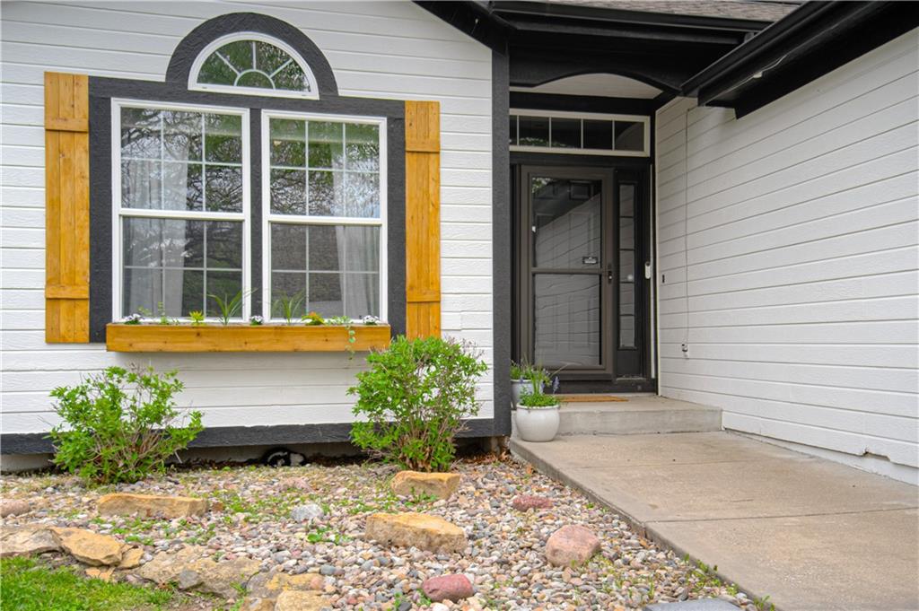 16023 Jesse James Farm Road Kearney, MO 64060 - Photo 4 of 78