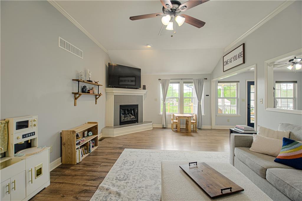 16023 Jesse James Farm Road Kearney, MO 64060 - Photo 6 of 78