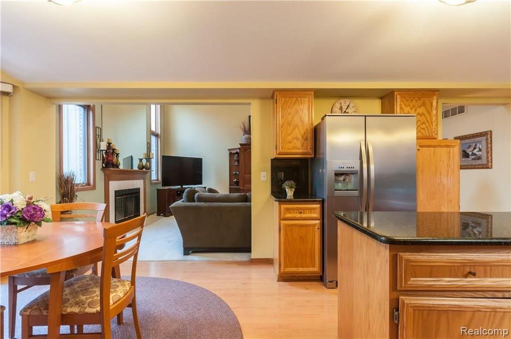 1051 Skyview Court Rochester, MI 48307 - Photo 14 of 40