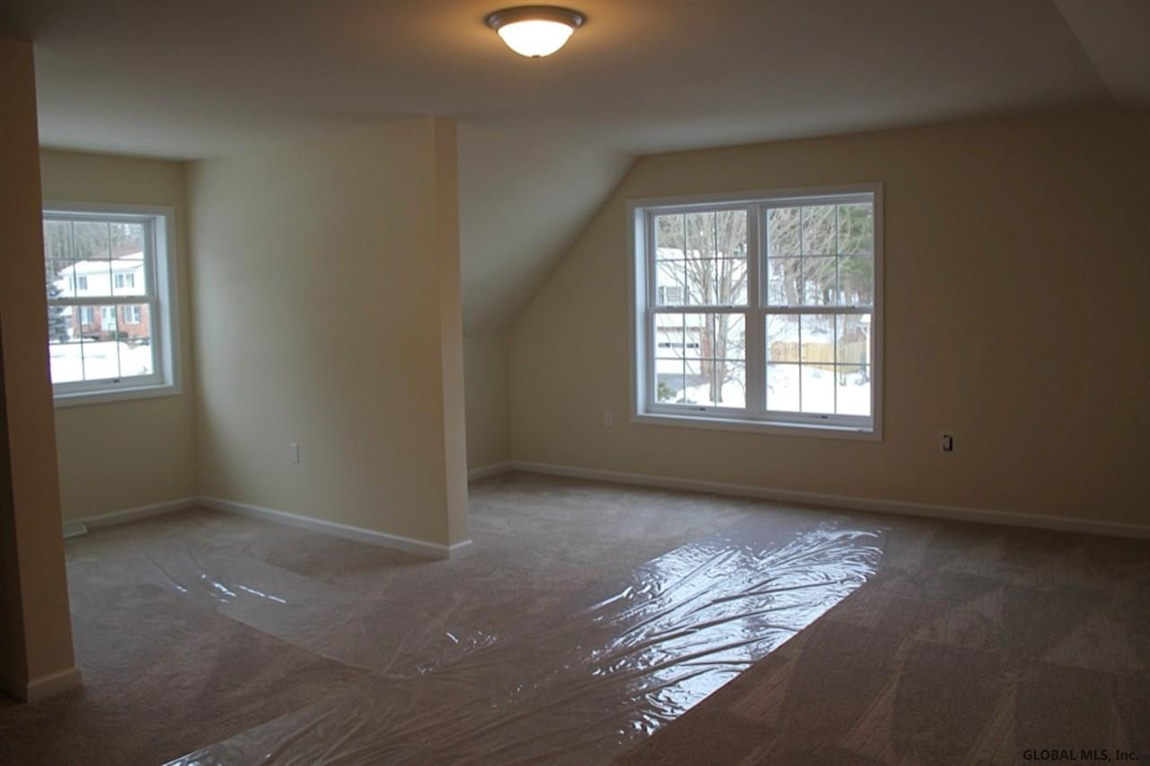955 A Charlton Road Schenectady, NY 12302 - Photo 5 of 16 Photo 5