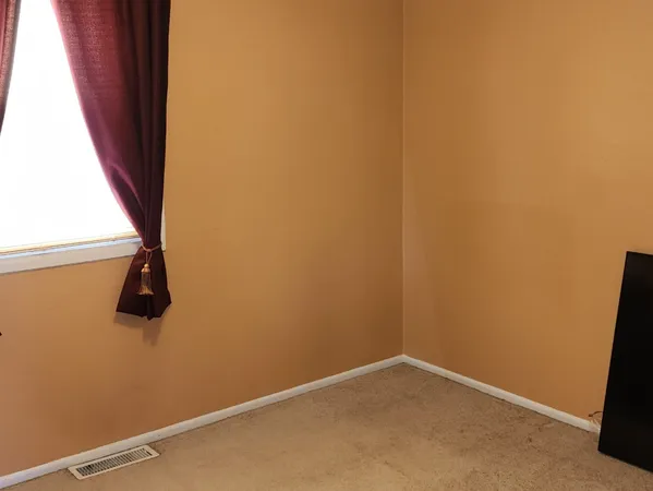 $365,000 | 531 Redwood Road, Bolingbrook, IL 60440