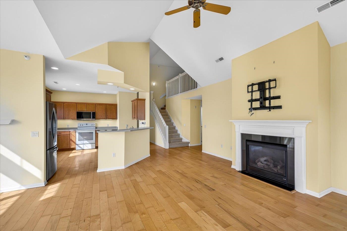 30 Keystone Way, Unit 22 Fitchburg, WI 53711 - Photo 16 of 57