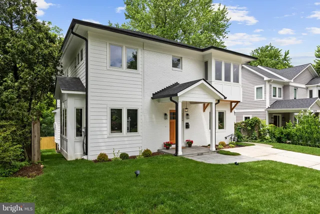 $2,289,000 | 5226 Baltimore Avenue, Bethesda, MD 20816