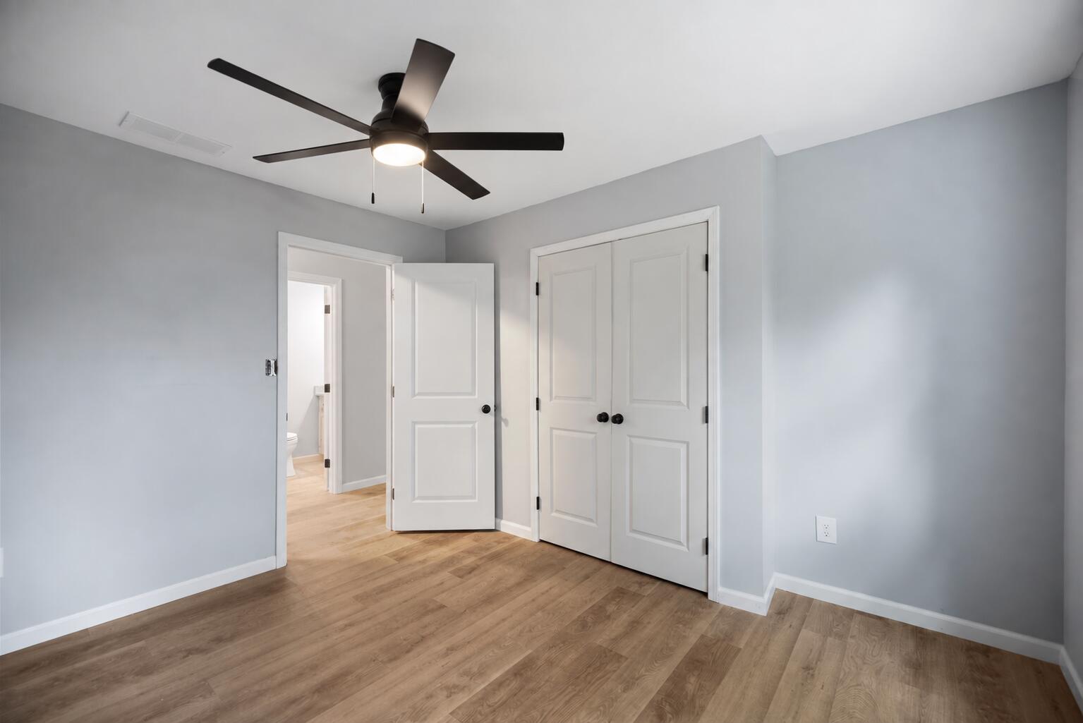 6847 Campton Road Stanton, KY 40380 - Photo 24 of 42 Gray bedroom with illuminated black ceil