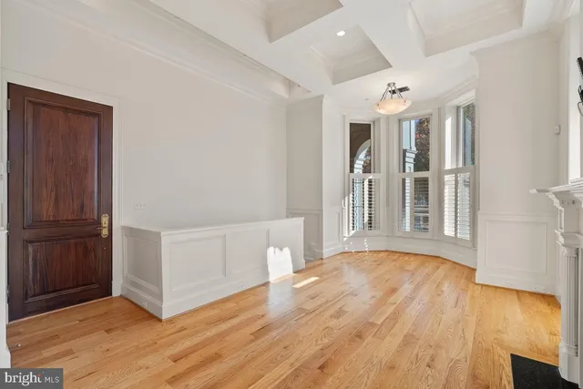 $6,750 | 4 Logan Circle Northwest, Unit 1, Washington, DC 20005