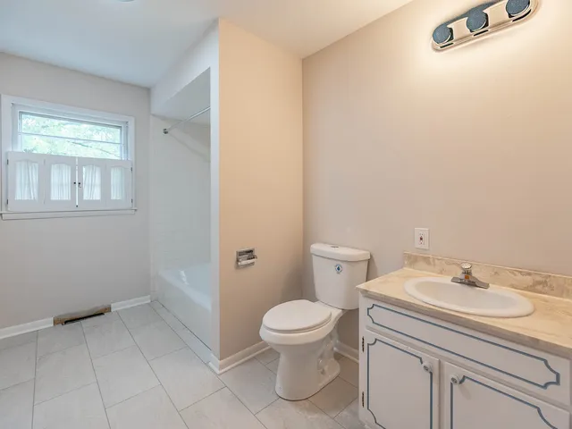 $249,900 | 2849 191st Place, Lansing, IL 60438