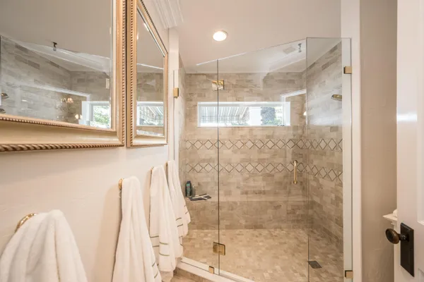 $5,195,000 | 18 Hilton Haven Road, Key West, FL 33040