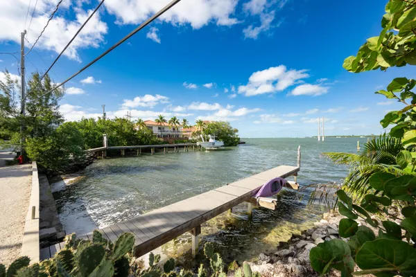 $5,195,000 | 18 Hilton Haven Road, Key West, FL 33040